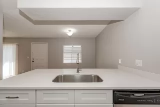 Photo #3: 6140608 Listing 