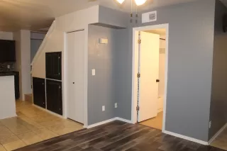 Photo #5: 6140695 Listing