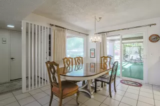 Photo #3: 6140752 Listing