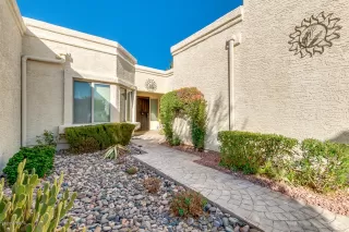 Photo #3: 6140789 Listing