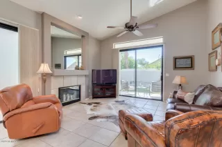 Photo #4: 6141108 Listing 