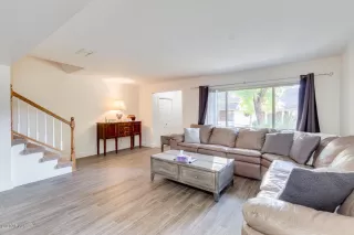 Photo #6: 6141128 Listing 