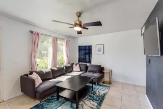 Photo #2: 6141169 Listing 