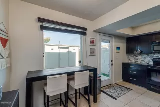 Photo #6: 6141169 Listing 