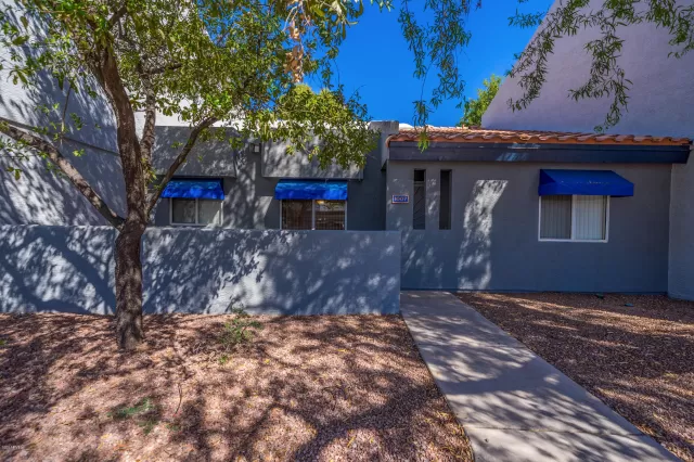 MLS: 6141206 Condo For Sale