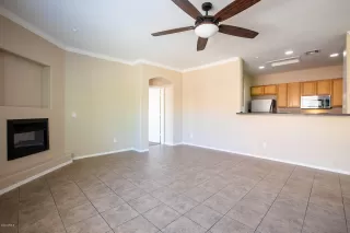 Photo #5: 6141221 Listing