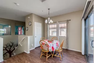 Photo #5: 6141246 Listing