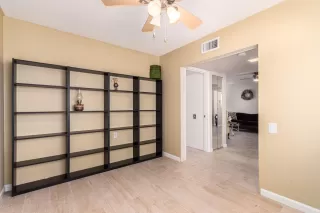 Photo #6: 6141455 Listing