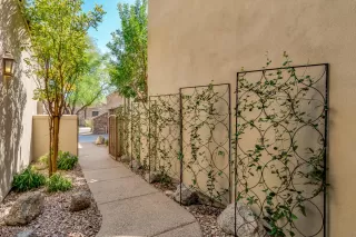 Photo #3: 6141479 Listing