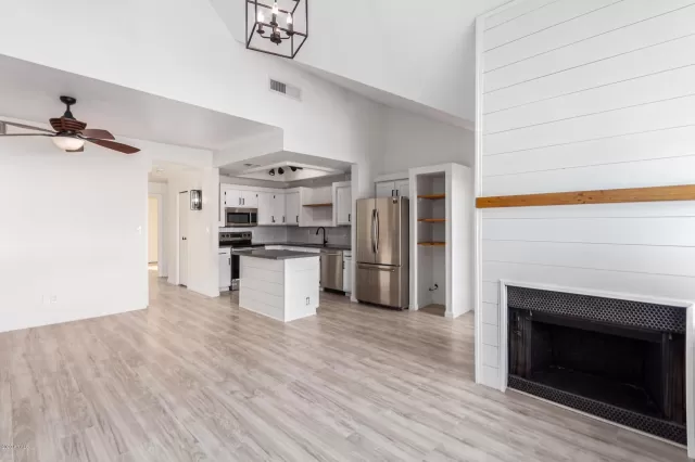 MLS: 6141488 Condo For Sale