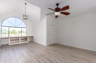 Photo #4: 6141488 Listing