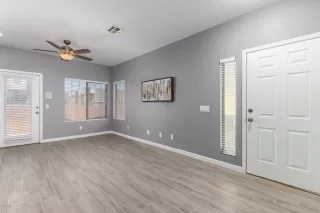 Photo #4: 6141707 Listing