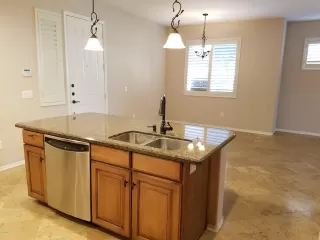 Photo #3: 6141842 Listing