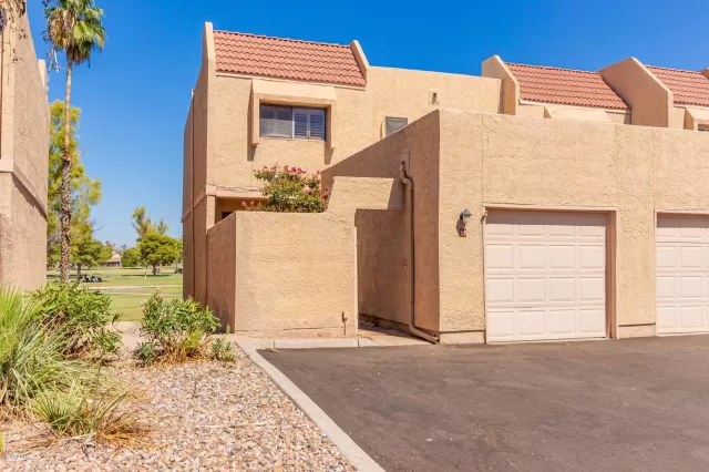 MLS: 6141860 Condo For Sale