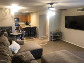 Photo #5: 6141912 Listing