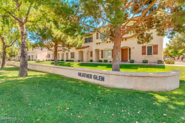 MLS: 6141973 Condo For Sale