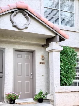 Photo #3: 6141973 Listing