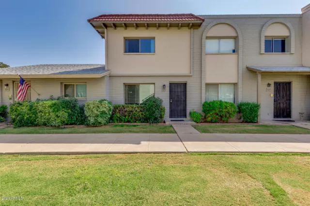 MLS: 6142290 Condo For Sale