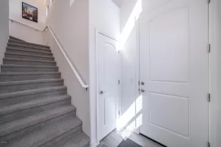 Photo #4: 6142319 Listing