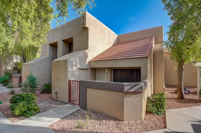 MLS: 6142698 Condo For Sale