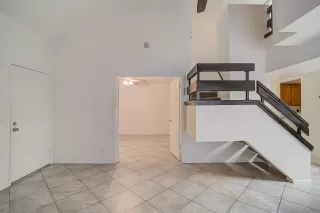 Photo #6: 6142698 Listing