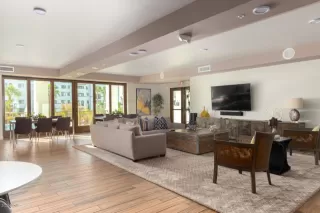 Photo #3: 6142860 Listing