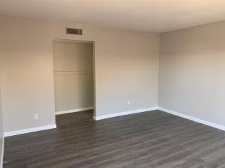 Photo #1: 6142880 Listing