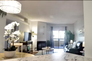 Photo #5: 6142901 Listing