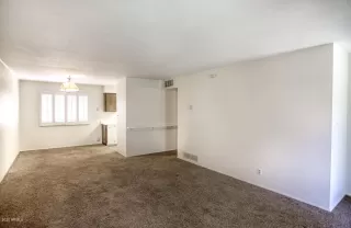 Photo #3: 6142940 Listing