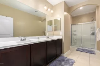 Photo #4: 6143529 Listing