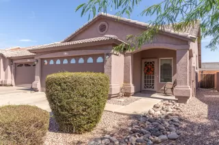 Photo #2: 6143543 Listing 