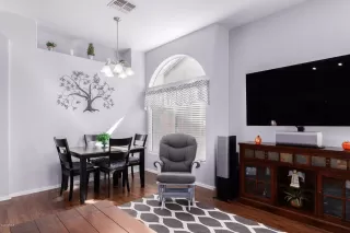 Photo #5: 6143543 Listing 