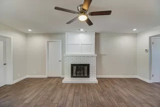 Photo #3: 6143695 Listing