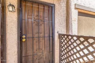 Photo #4: 6143700 Listing