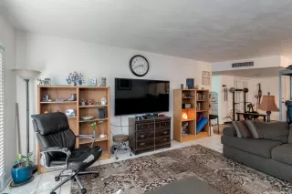 Photo #5: 6143758 Listing