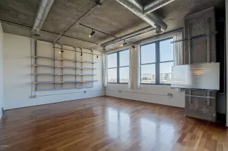 Photo #6: 6143869 Listing 