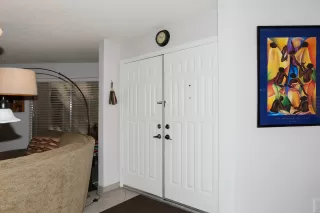 Photo #3: 6143905 Listing