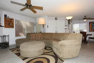 Photo #6: 6143905 Listing