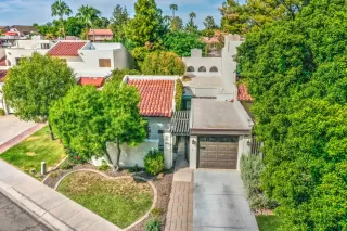 Photo #4: 6143952 Listing