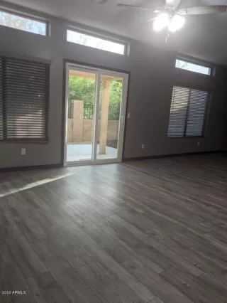 Photo #5: 6143962 Listing