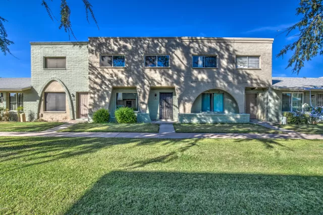 MLS: 6144039 Condo For Sale