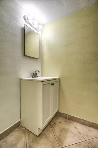 Photo #5: 6144039 Listing 