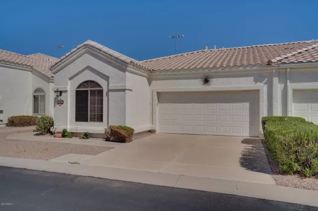 MLS: 6144180 Condo For Sale