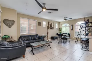 Photo #5: 6144208 Listing