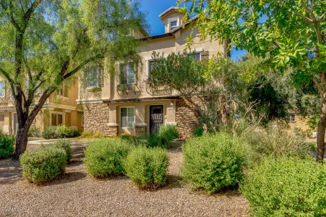 MLS: 6144343 Condo For Sale