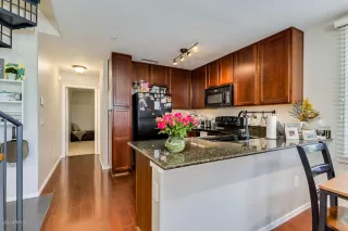 Photo #2: 6144343 Listing