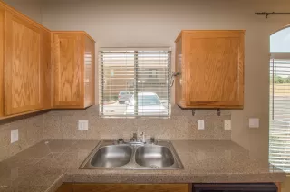 Photo #6: 6144373 Listing