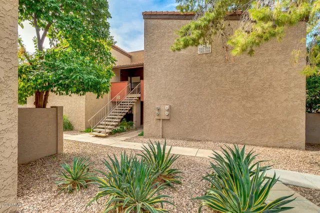 MLS: 6144483 Condo For Sale