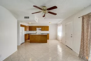 Photo #4: 6144572 Listing 