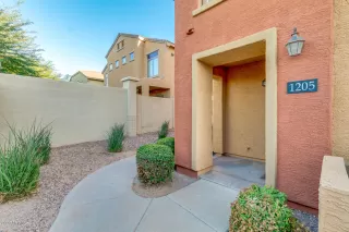 Photo #6: 6144757 Listing